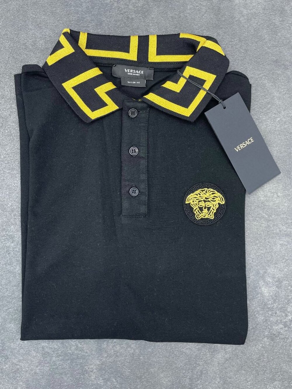 Versace Men’s Black Medusa Polo Shirt Tailor Fit- Size Small